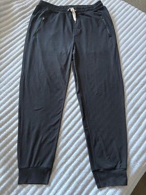 Vuori Black Men’s Joggers Style V438 Pull-On Drawstring Super Soft Casual Large